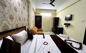 Hotel East Park Electronic City